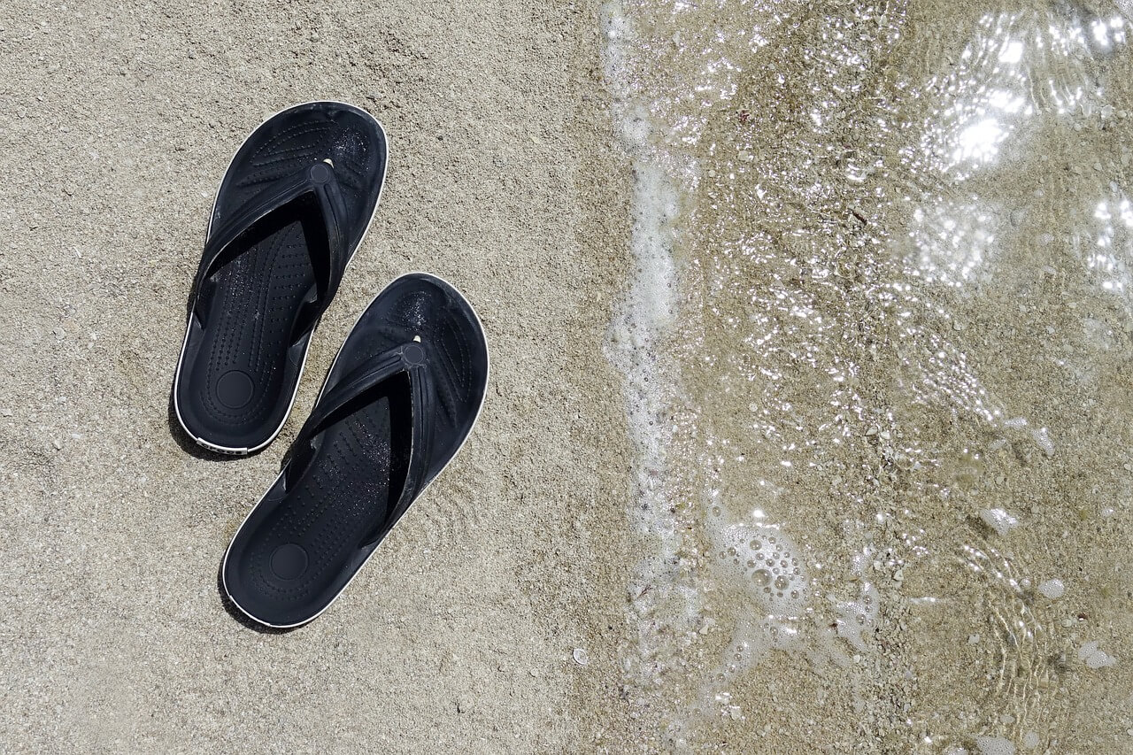 What to take to the beach - beach clothes