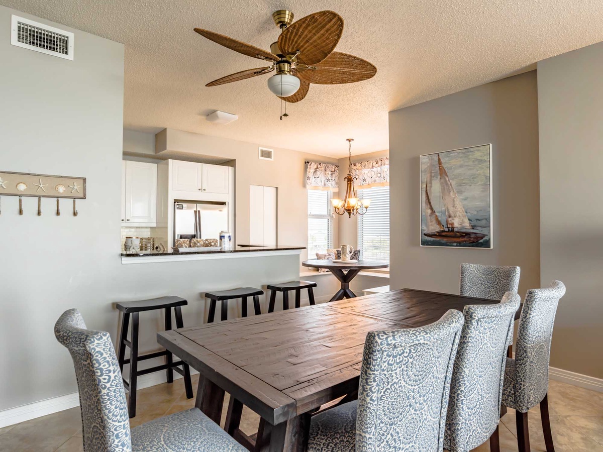 Beach Colony West 3A Dining