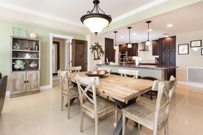 202 Dining Area