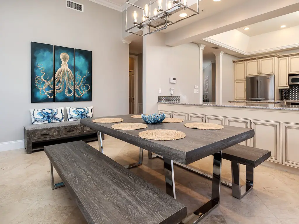 Caribbean Resort 1801 Dining Area