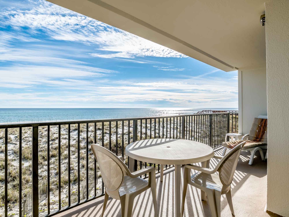 Emerald Surf 108 Balcony