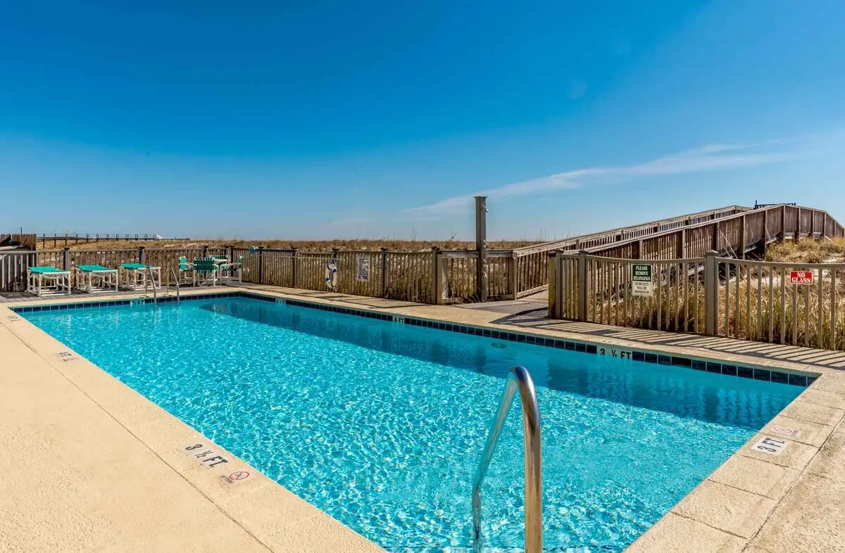 Emerald Surf Pool Deck
