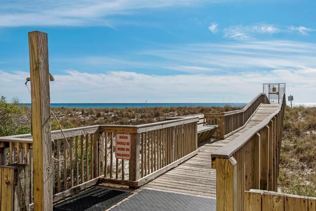 Navarre Towers Gulf Front