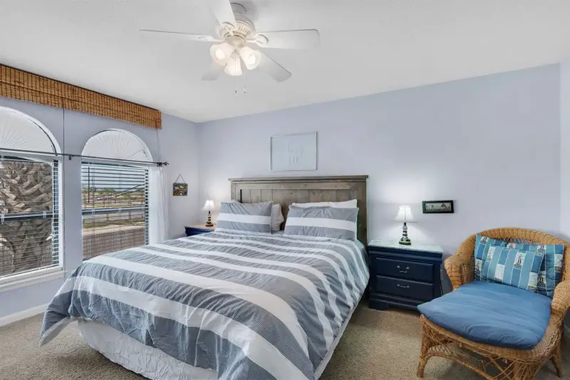 Wave on Bye Bedroom