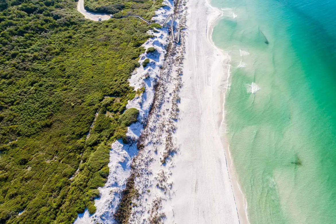 Beach mountain 5. Маунтаун Бич. Seaside Florida. Mountain Beach.